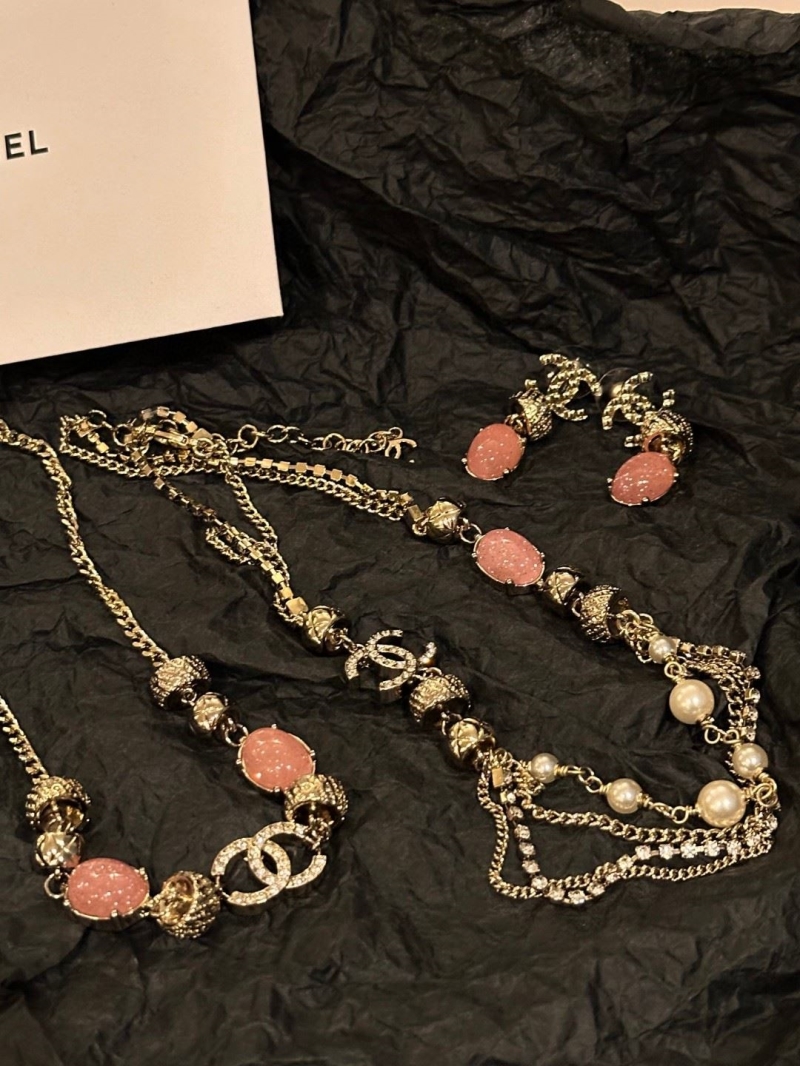 Chanel Necklaces